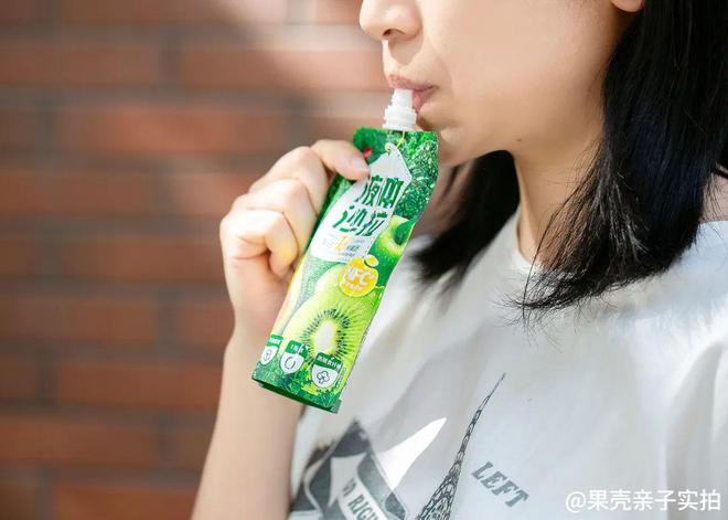 不用“吃草”！减脂期如何开心无负担咽下网红“kaiyun开云网站干巴饭”？(图5)