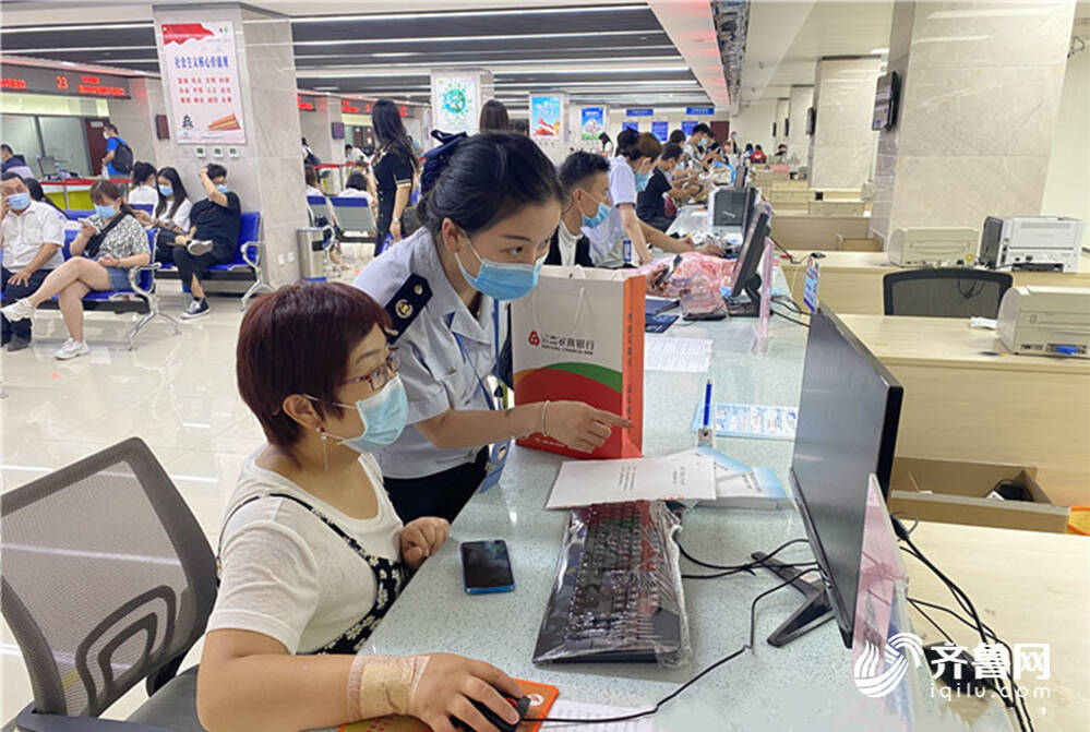 kaiyun开云网站电解质｜包揽两个“全国第一”！济南：用服务“加速度”换纳税人“满意度”(图2)